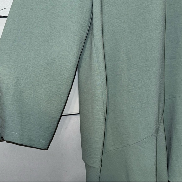 Sage Green Longsleeve Midi Dress - Picture 9 of 11
